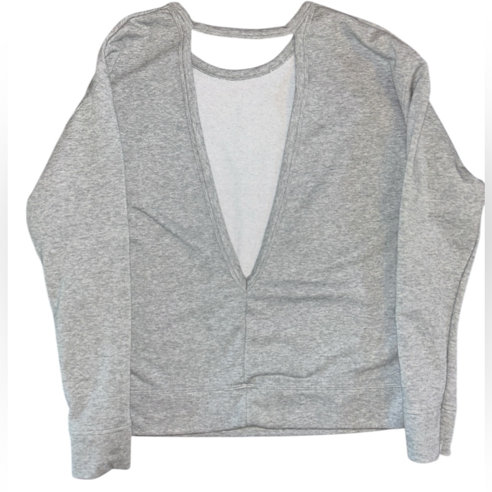 Nike DRI-Fit Gray Crew Neck Sweater Soft Knit Relaxed Fit - Picture 3 of 7